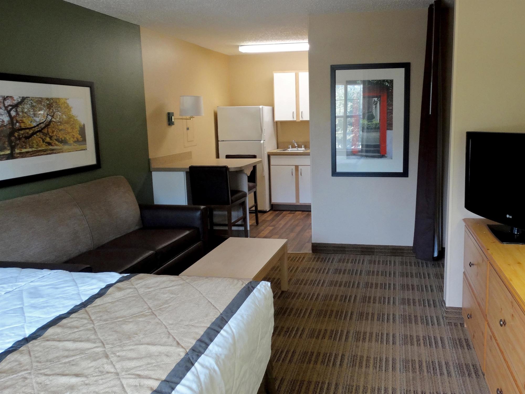Extended America Select - Denver - South